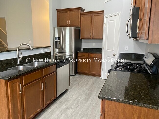Building Photo - 125 Veranda Dr