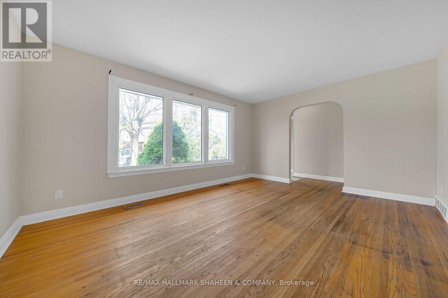 Building Photo - 769 Tennyson Ave
