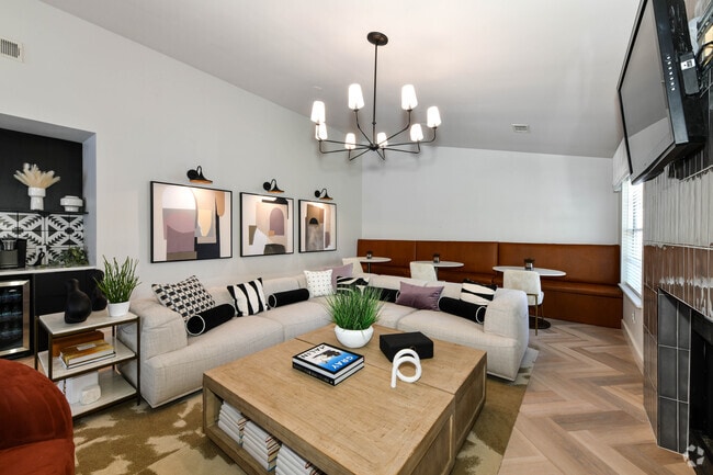 Building Photo - Avana Cityview