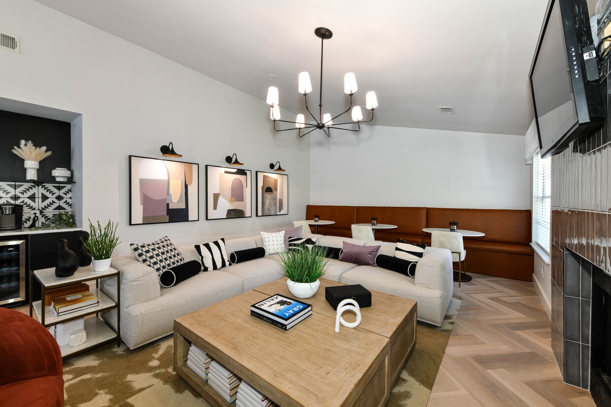 Primary Photo - Avana Cityview