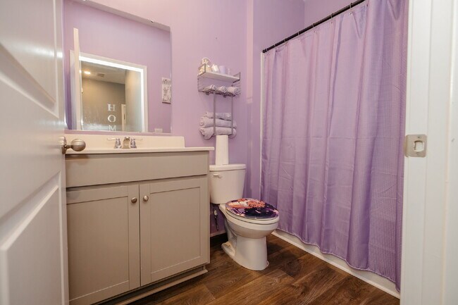 Foto del edificio - 3 bedroom/2 Bath One Level home in Goose Creek