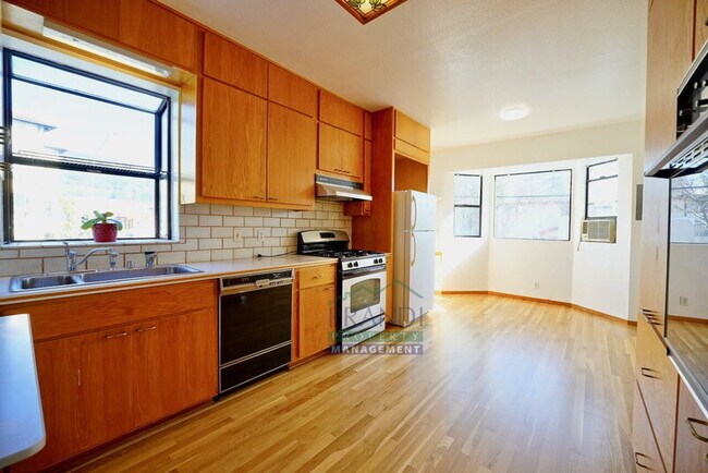 Foto del edificio - 404 1st St