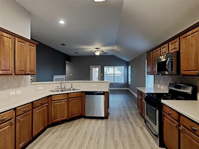 Foto del edificio - 441 Goldenrod St