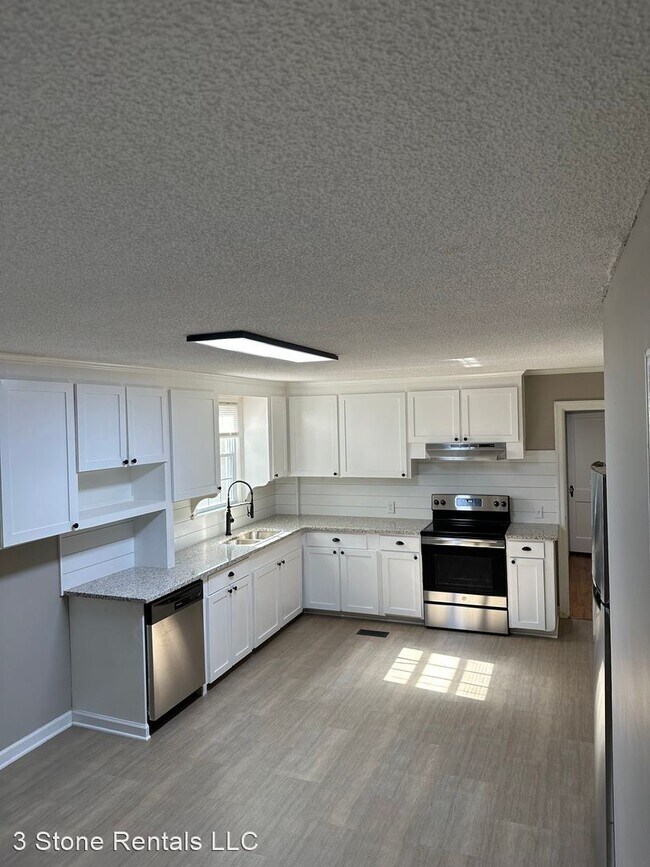 Building Photo - 2 br, 1 bath House - 1114 Sherwood Drive