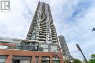 Building Photo - 2200 Lake Shore Blvd W