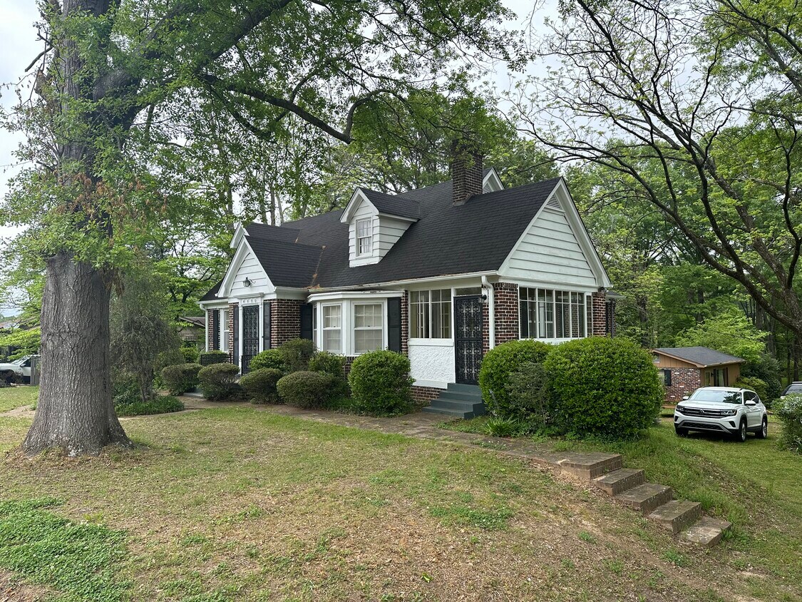 4996 Raymond Ave, Tupelo, MS 38801 House Rental in Tupelo, MS