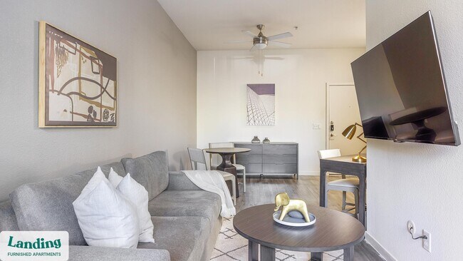 Foto del edificio - 1811 E Apache Blvd