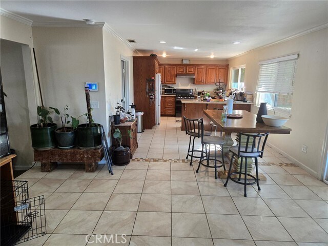 Foto del edificio - 18825-18825 Roberts Rd