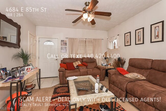 Building Photo - Spacious Bungalow, 3 Bedroom 2 Bathroom