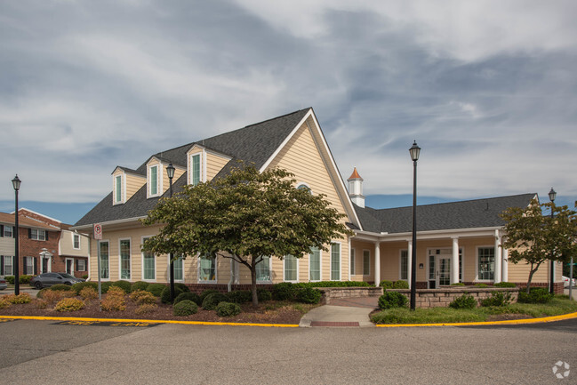 Building Photo - The Landing at Oyster Point