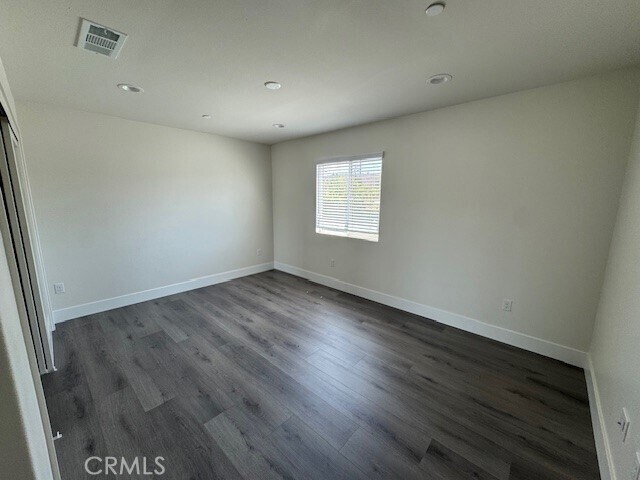 Foto del edificio - 510 N Ellis St