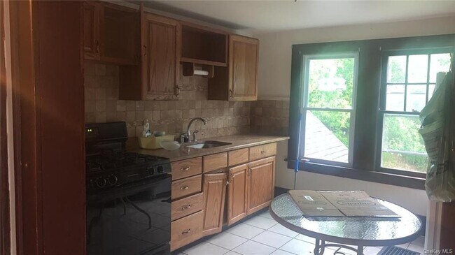 Building Photo - 1029 Plattekill Ardonia Rd