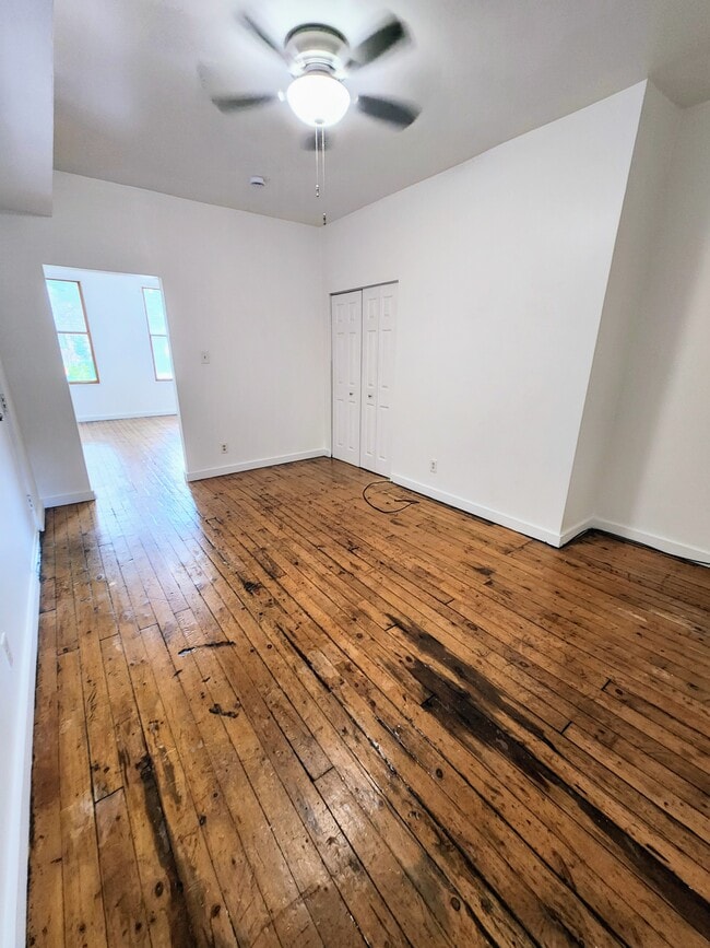 Building Photo - 5235 Butler St
