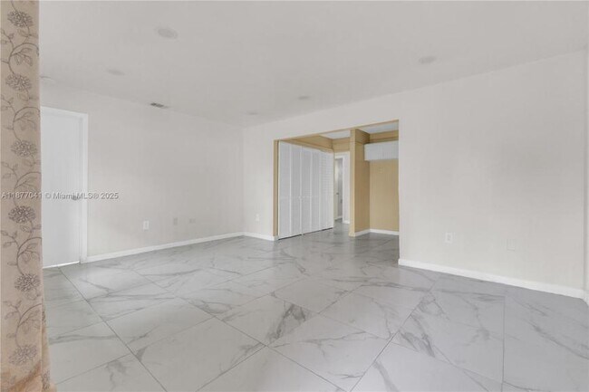 Building Photo - 3 bedroom in West Park FL 33023