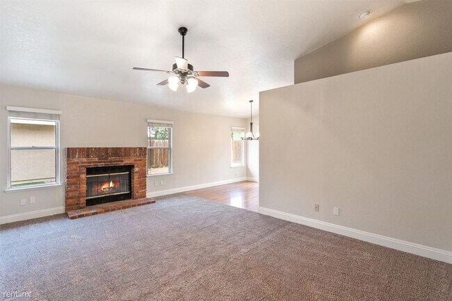 Building Photo - 3 br, 2 bath House - 988 Lanigan Ct