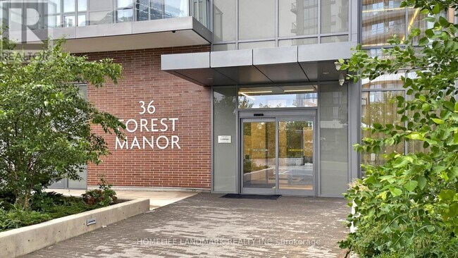 Photo du bâtiment - 36-1236 Forest Manor Rd