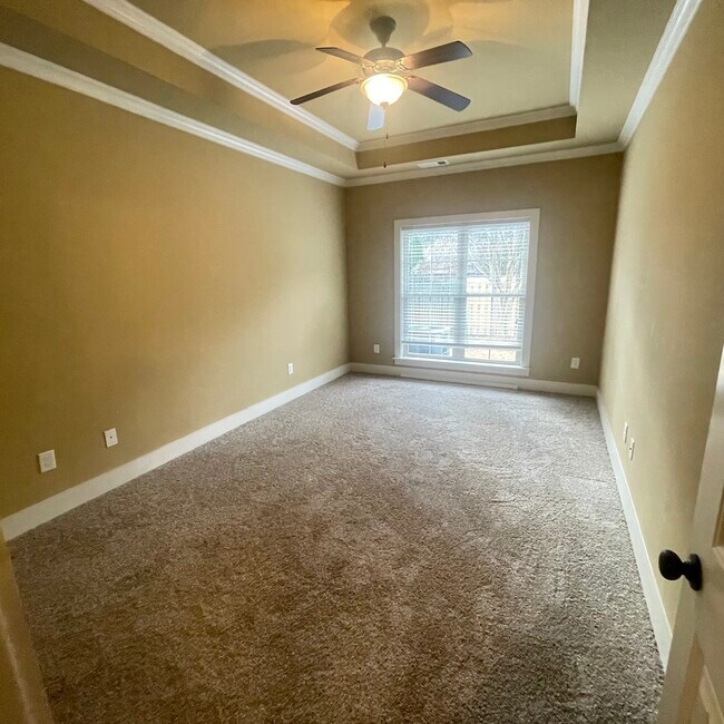 Foto del edificio - 627 Flag Cir