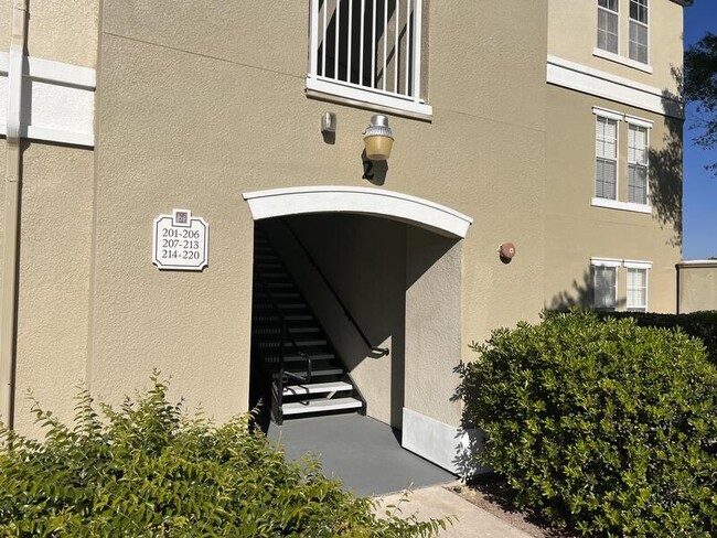 Building Photo - 8290 Gate Pkwy W