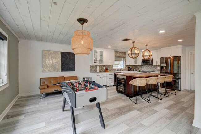 Foto del edificio - Tranquil Oasis: Pool & Fire Pit in Boynton
