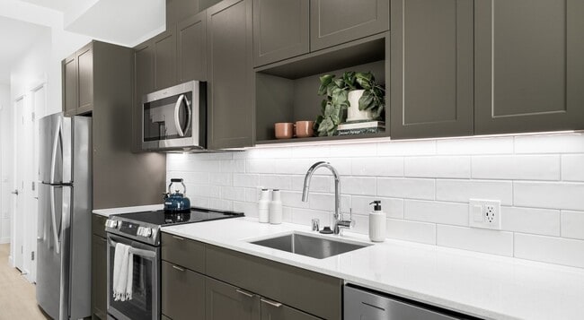 Building Photo - Swell