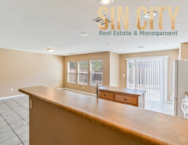 Building Photo - Spacious 4-Bedroom Oasis with 3.5 Baths in North Las Vegas – 2472 Sq. Ft. of Comfort!