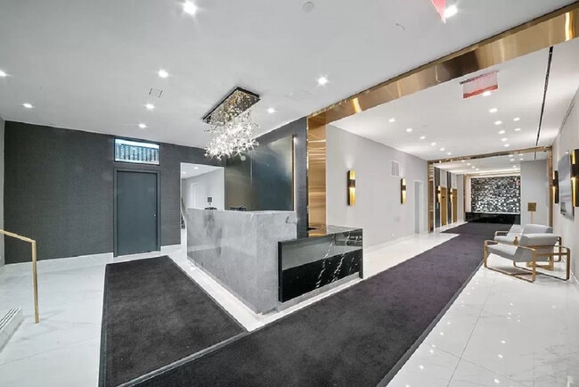 Foto del edificio - 5 E 75th St