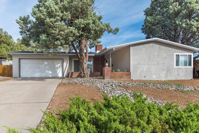 Foto del edificio - 1911 Bryn Mawr Dr NE