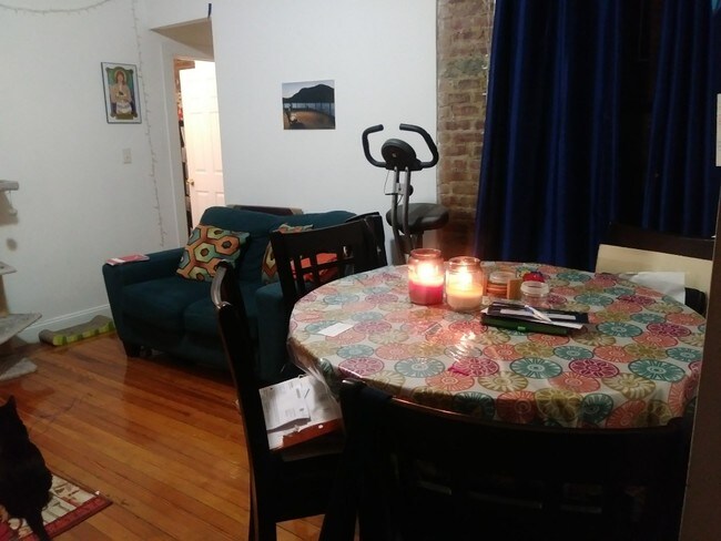 Foto del edificio - 168 Sherman Ave