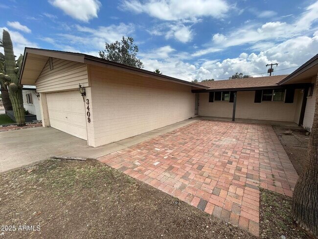 Foto del edificio - 3409 E Mountain View Rd