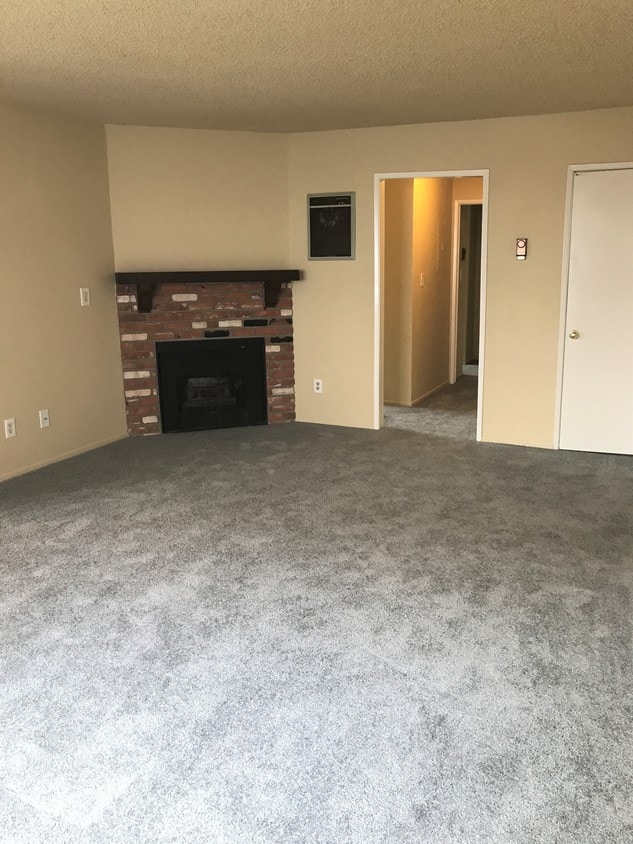 Foto principal - 3763 S Bentley Ave
