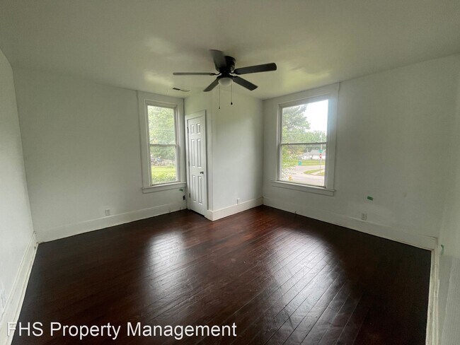 Building Photo - 3 br, 2 bath House - 2159 N Main