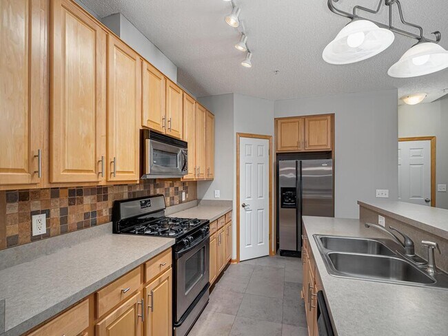 Foto del edificio - 2445 119th Ct NE