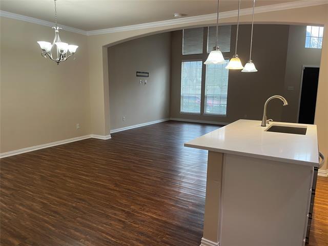 Foto del edificio - 4936 Empire Way