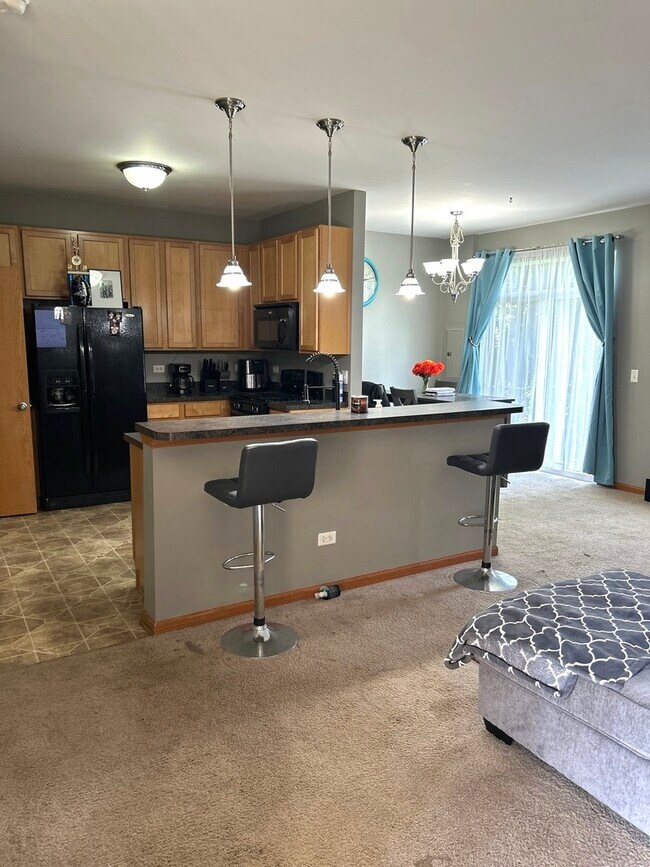 Foto del edificio - 4909 Courtland Cir