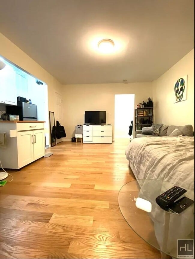 Building Photo - West 10th Street