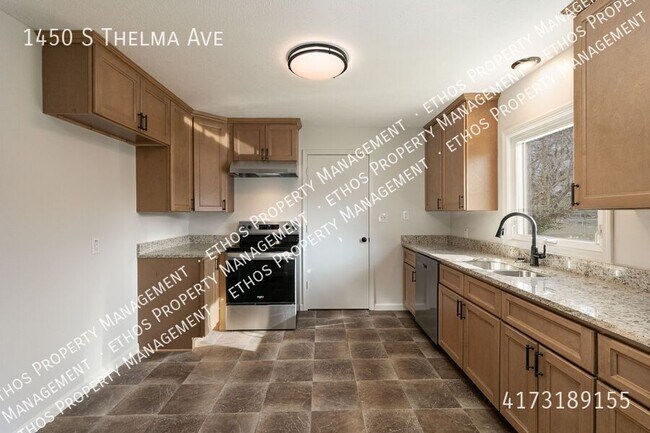 Foto del edificio - 1450 S Thelma Ave