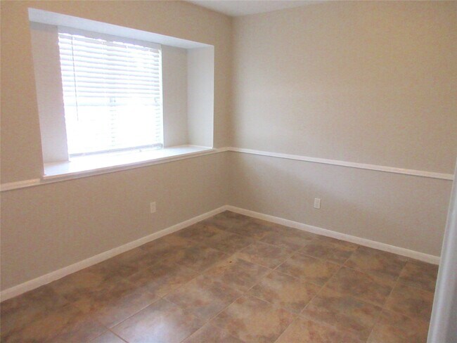 Foto del edificio - 3022 Kenross St