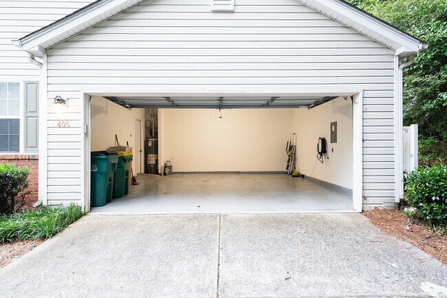 Foto del edificio - Room in House on Harmony Ct