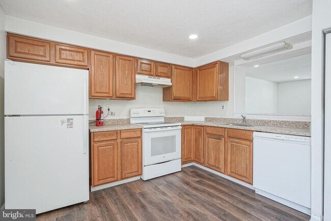 Foto del edificio - 69 Vanderbilt Ct