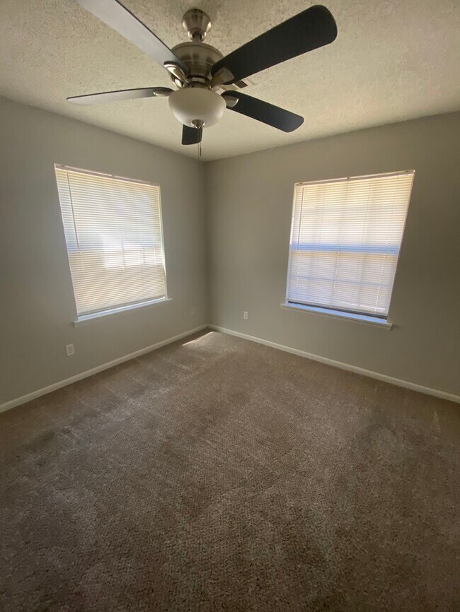 Building Photo - 4200 Cobb St, Little Rock, AR 72204