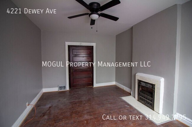 Foto del edificio - 4221 Dewey Ave