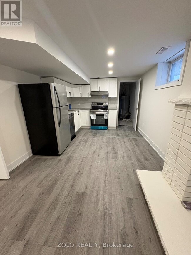 Building Photo - 3 Highcroft Rd