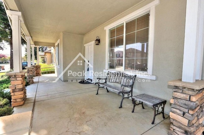 4 br, 3.5 bath House - 9621 Crisswell Drive photo'