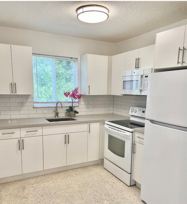 Foto del edificio - 1012 SW 4th Ave