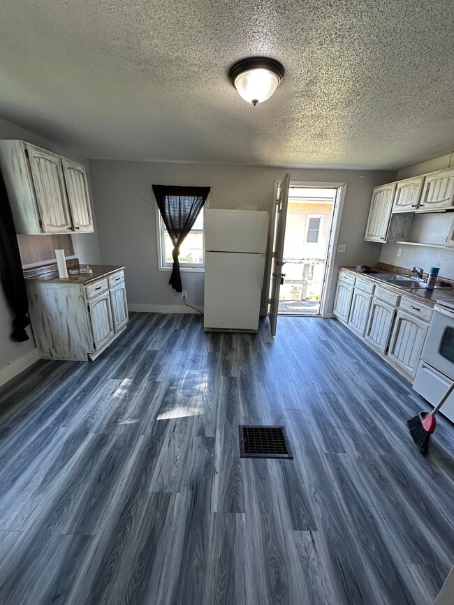 Foto del edificio - 510 3rd Ave NE