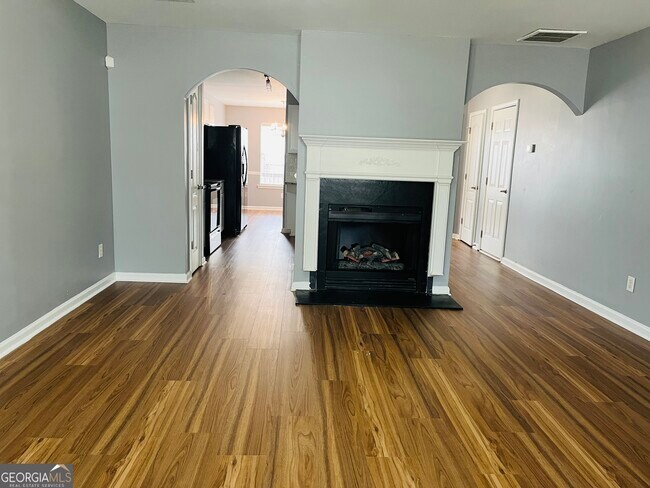 Foto del edificio - 3156 Parc Ct SW