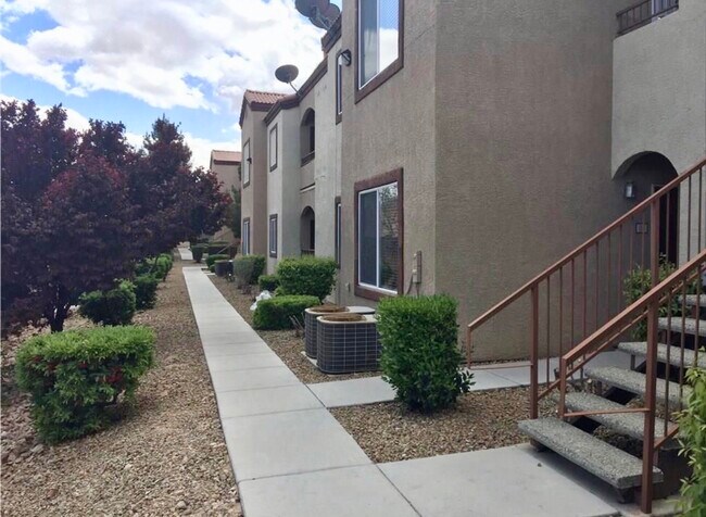 Foto del edificio - 9580 W Reno Ave