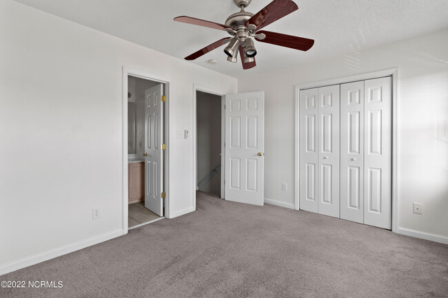 Foto del edificio - 609 Timberlake Trail