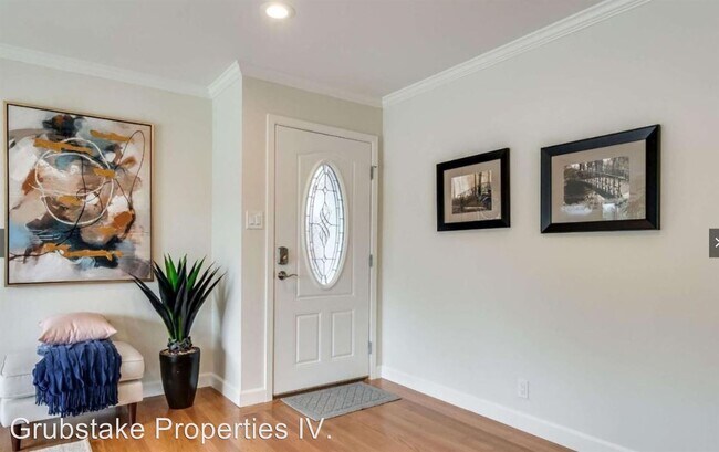 Building Photo - 3 br, 2 bath House - 451 Madison Ave