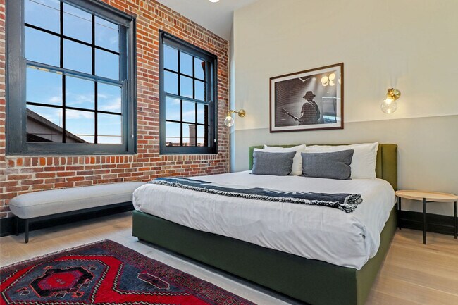 Foto del edificio - 1148 S Peters St